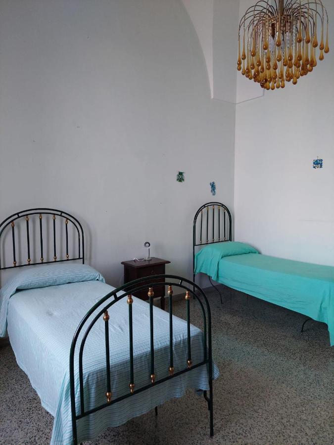 Villa Nel Salento - Ampie Camere E Giardino, Fino A 9 Persone Barbarano del Capo Eksteriør bilde