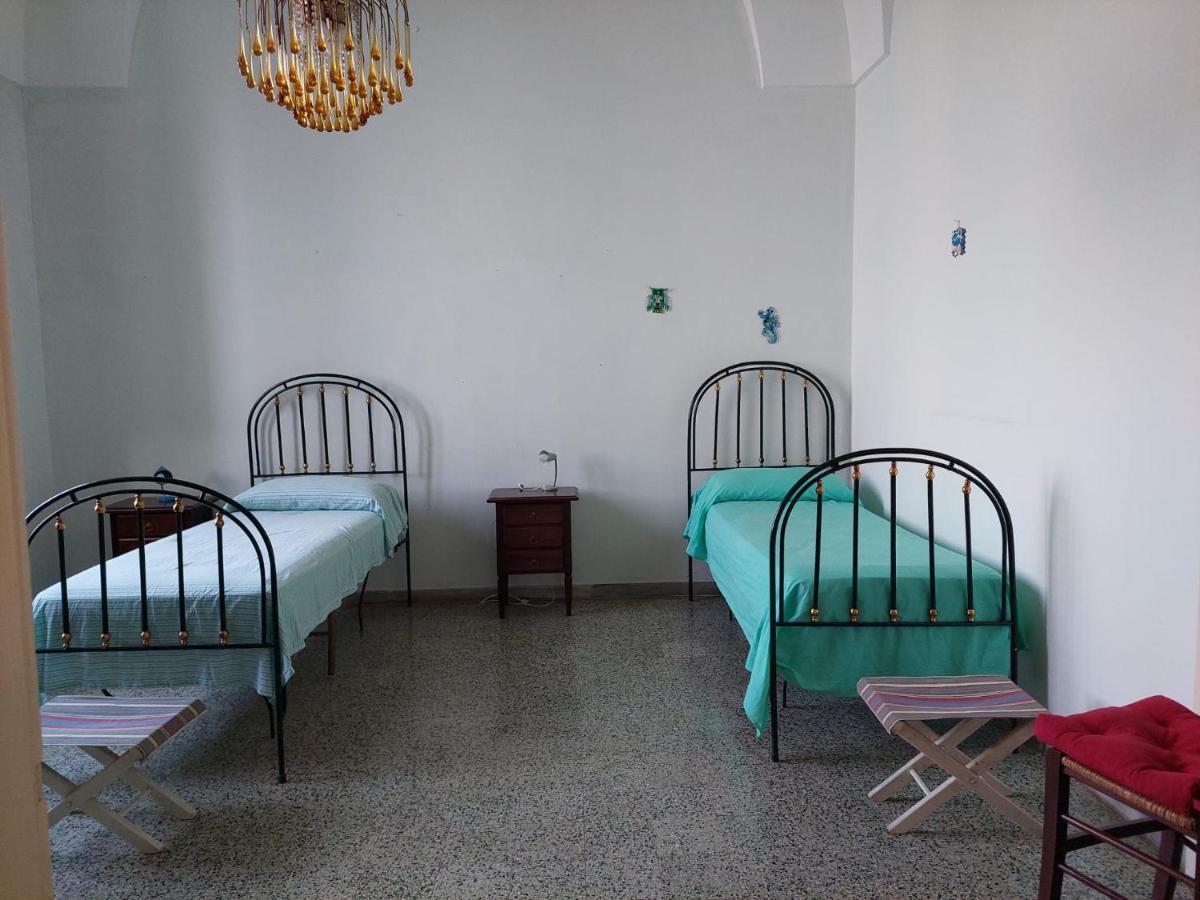 Villa Nel Salento - Ampie Camere E Giardino, Fino A 9 Persone Barbarano del Capo Eksteriør bilde