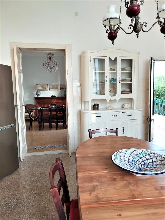 Villa Nel Salento - Ampie Camere E Giardino, Fino A 9 Persone Barbarano del Capo Eksteriør bilde